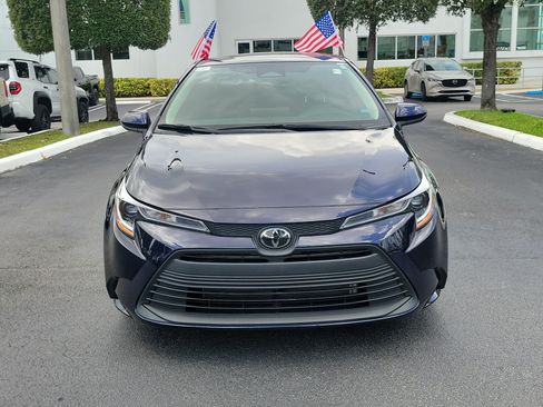 Used 2024 Toyota Corolla LE FWD image 4
