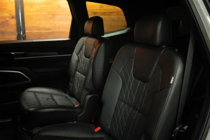 Used 2023 Kia Telluride EX X-Line AWD/4WD image 13