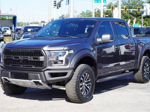 Used 2019 Ford F150 Raptor w/ Equipment Group 802A Luxury AWD/4WD image 9