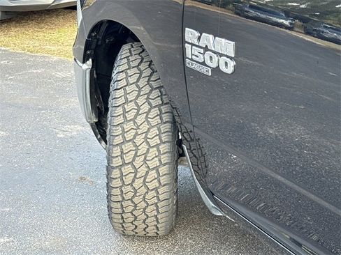 Used 2024 RAM 1500 Classic SLT image 45