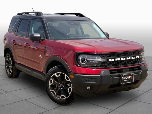 New 2025 Ford Bronco Sport Outer Banks w/ Outer Banks Tech Package+ AWD/4WD image 2