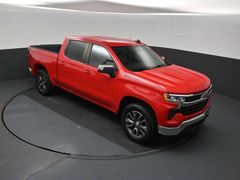 Used 2023 Chevrolet Silverado 1500 LT AWD/4WD image 10