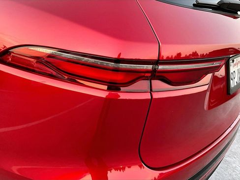 Used 2024 Jaguar F-PACE R-Dynamic S image 21