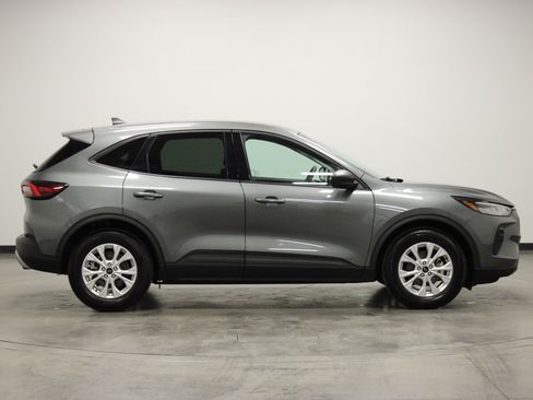 Used 2025 Ford Escape Active image 9