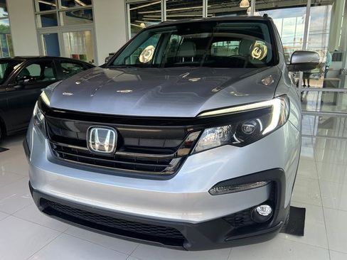 Used 2021 Honda Pilot Special Edition image 3