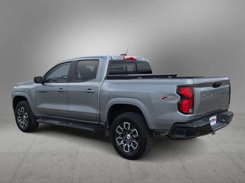 Used 2024 Chevrolet Colorado Z71 w/ Z71 Convenience Package 2 image 6