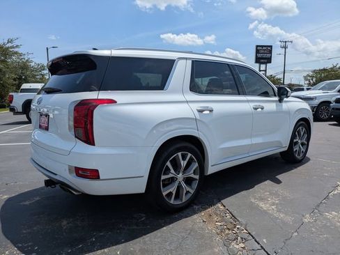 Used 2022 Hyundai Palisade Limited FWD image 5