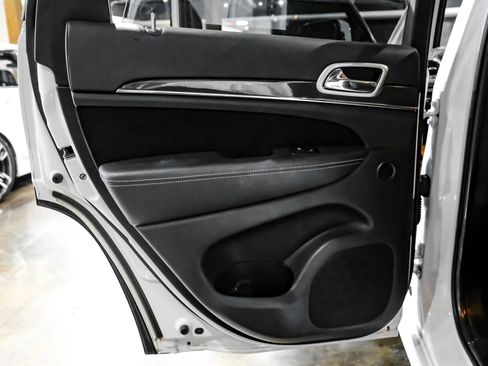 Used 2013 Jeep Grand Cherokee SRT8 image 38