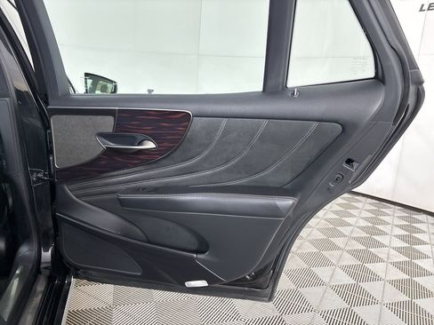 Used 2018 Lexus LS 500 w/ Interior Upgrade Package image 26