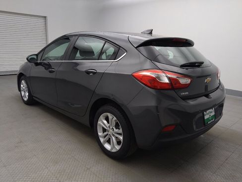 Used 2019 Chevrolet Cruze LT w/ Convenience Package FWD image 5