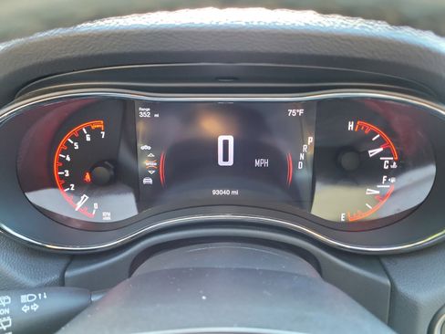 Used 2019 Dodge Durango GT w/ Blacktop Package AWD/4WD image 24