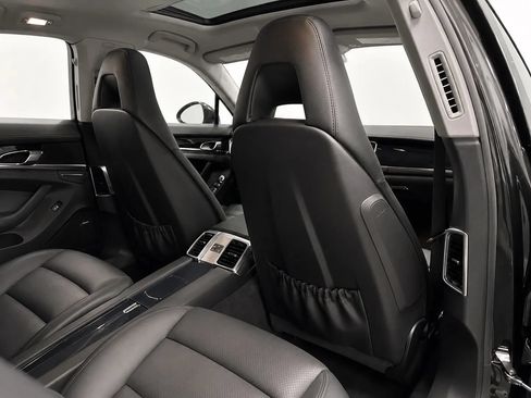 Used 2015 Porsche Panamera image 19