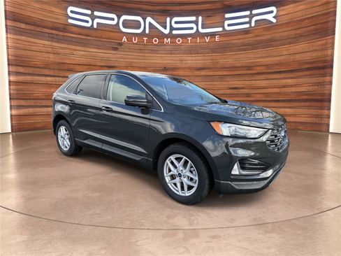 Used 2022 Ford Edge SEL w/ Convenience Package image 7
