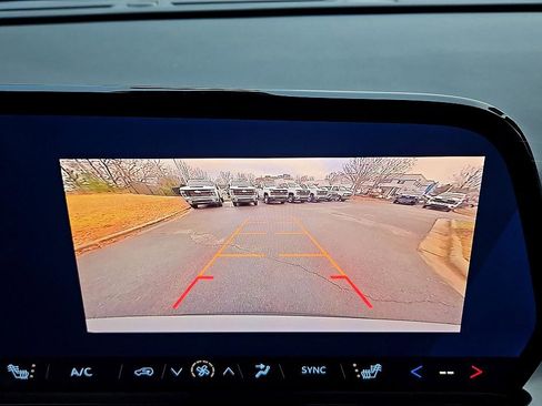 New 2026 Chevrolet Traverse LT image 19