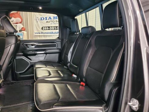 Used 2022 RAM 1500 Laramie AWD/4WD image 11
