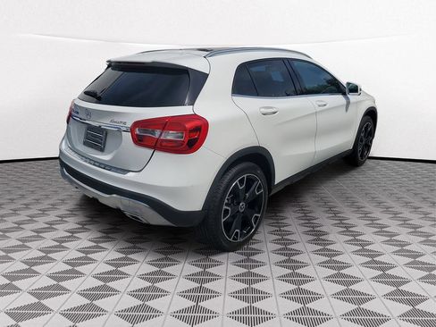 Used 2020 Mercedes-Benz GLA 250 4MATIC w/ Convenience Package image 6