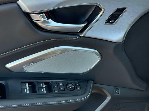 Certified 2023 Acura RDX AWD w/ Technology Package image 15