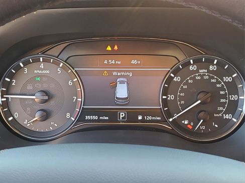 Used 2024 INFINITI QX80 Sensory image 23