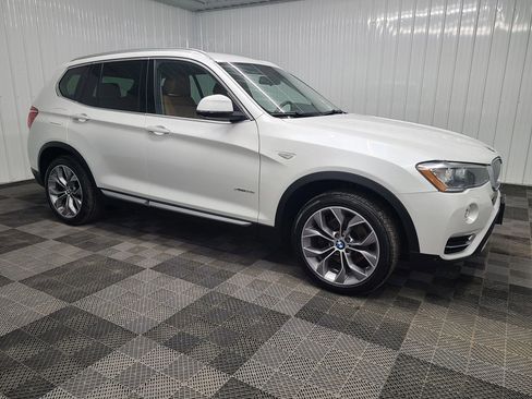 Used 2017 BMW X3 xDrive28i AWD/4WD image 1
