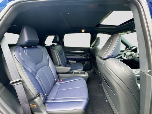 Used 2026 INFINITI QX60 Sport w/ Dark Cargo Package image 31