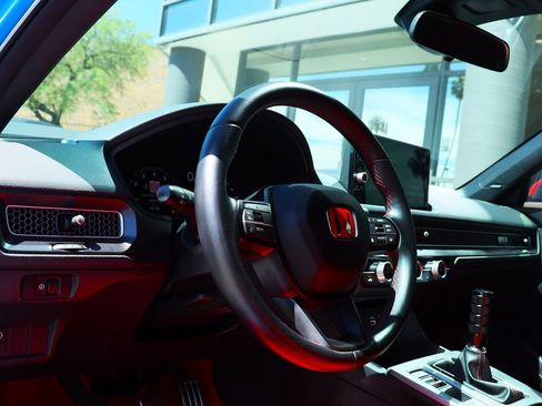 Used 2023 Honda Civic Type R image 40