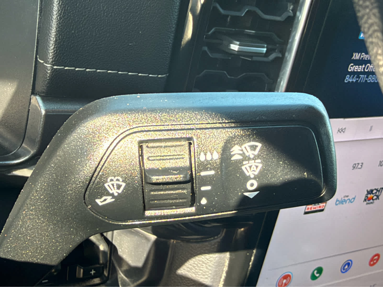 Used 2024 Ford Ranger Lariat w/ FX4 Off-Road Package AWD/4WD image 23
