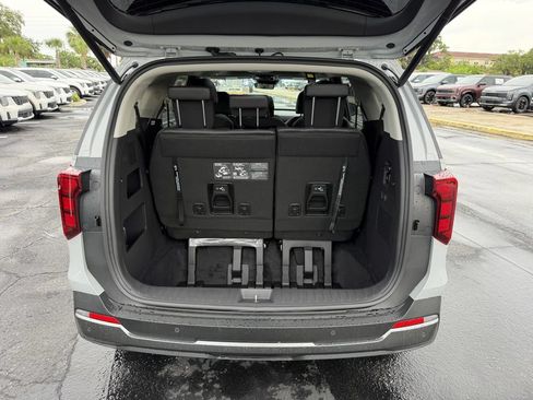 New 2026 Kia Carnival SX w/ SX Dark Edition Package FWD image 13