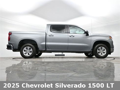 Used 2025 Chevrolet Silverado 1500 LT image 30