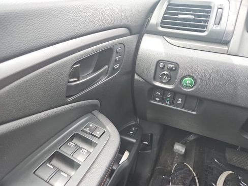 Used 2023 Honda Passport TrailSport image 22