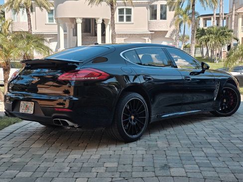Used 2014 Porsche Panamera image 5