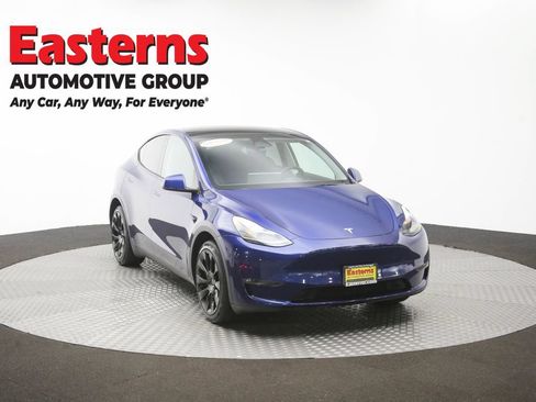 Used 2023 Tesla Model Y Long Range AWD/4WD image 45