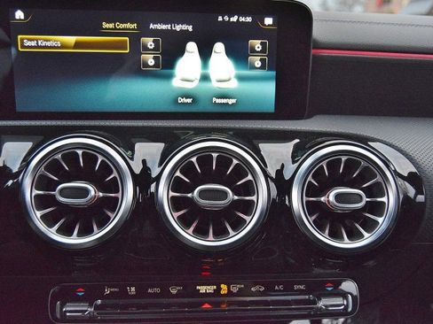 Used 2021 Mercedes-Benz CLA 250 4MATIC w/ Premium Package image 28