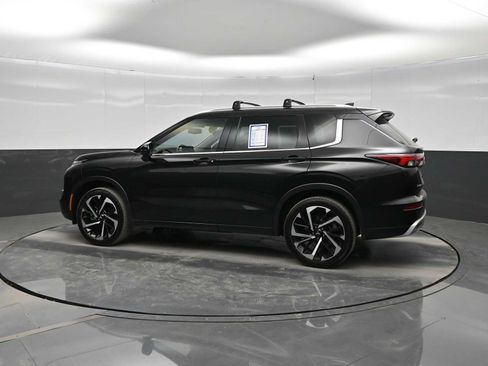 Used 2023 Mitsubishi Outlander SEL AWD/4WD image 5