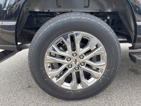 New 2025 Ford F150 Lariat w/ Equipment Group 501A Mid image 10