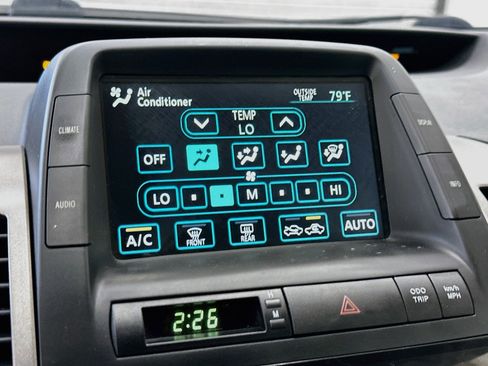 Used 2007 Toyota Prius w/ Pkg 2 FWD image 23