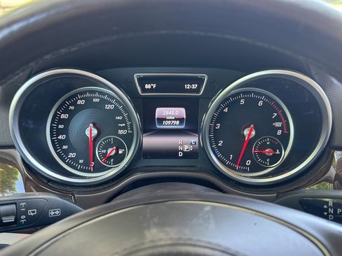 Used 2018 Mercedes-Benz GLS 450 4MATIC w/ Premium Package image 7