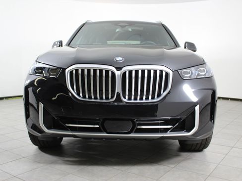 New 2026 BMW X5 sDrive40i w/ Premium Package image 6