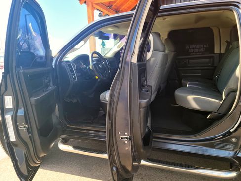 Used 2014 RAM 1500 Express image 7