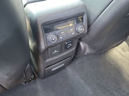 Used 2017 GMC Acadia Denali FWD image 11