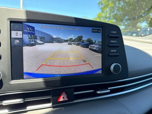 Certified 2025 Hyundai Elantra Sport FWD image 29