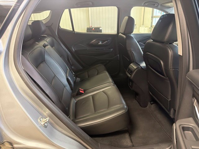 Used 2024 GMC Terrain SLT AWD/4WD image 31
