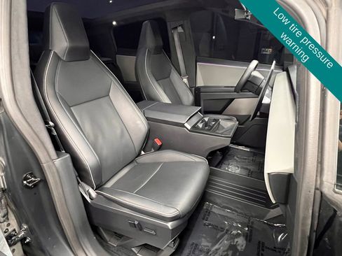 Used 2024 Tesla Cybertruck AWD Crew Cab image 7