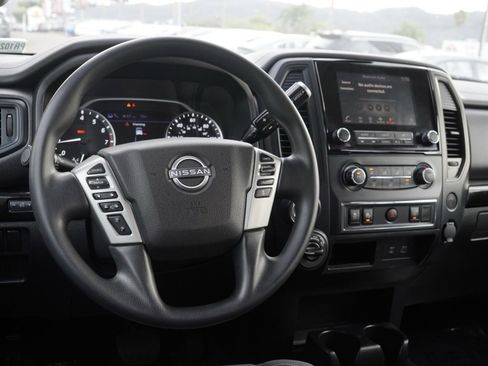 Certified 2023 Nissan Titan SV image 20