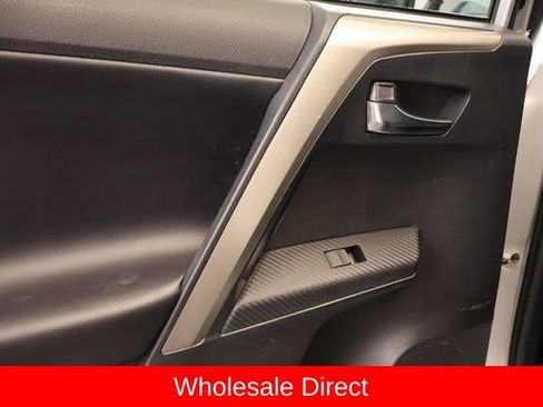 Used 2014 Toyota RAV4 Limited AWD/4WD image 31