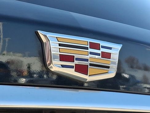 Certified 2025 Cadillac XT6 Premium Luxury w/ LPO, Floor Liner Package image 30