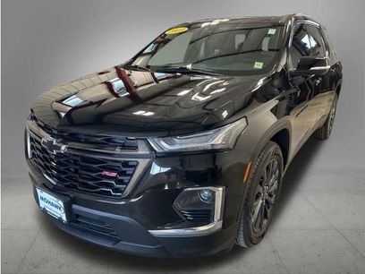 Used 2023 Chevrolet Traverse RS