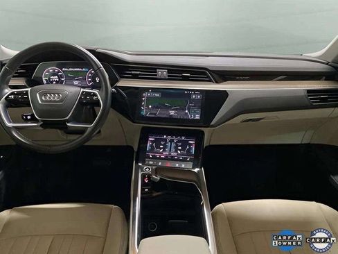 Used 2021 Audi e-tron Premium image 13