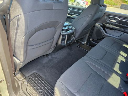 New 2026 RAM 1500 4x4 Crew Cab image 21