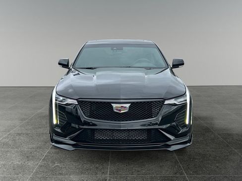 Used 2025 Cadillac CT4 Sport AWD/4WD image 2