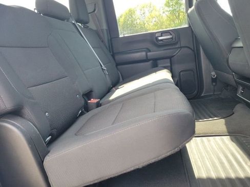 Used 2022 Chevrolet Silverado 2500 Custom w/ Custom Value Package AWD/4WD image 22